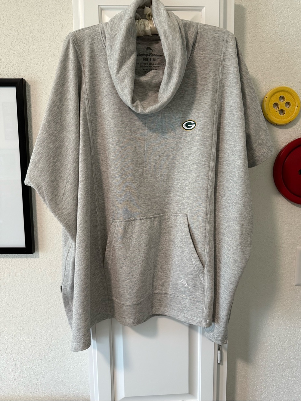 Tommy Bahama GB Packers Poncho Top